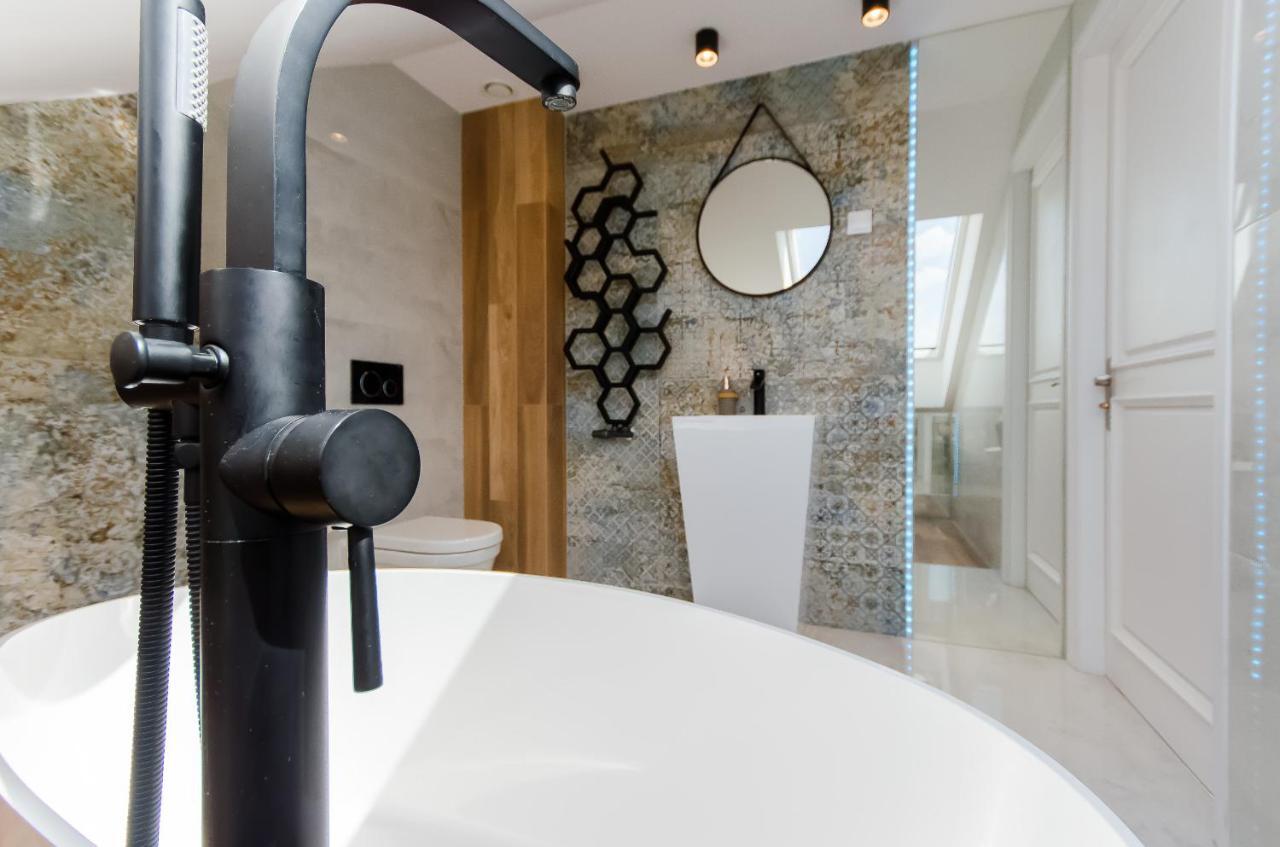 Kazimierz Penthouse With Private Terrace Διαμέρισμα Krasków Εξωτερικό φωτογραφία